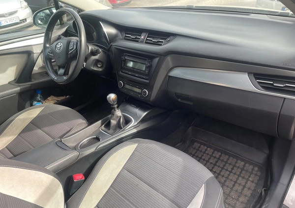 Toyota Avensis cena 38000 przebieg: 219818, rok produkcji 2015 z Inowrocław małe 46